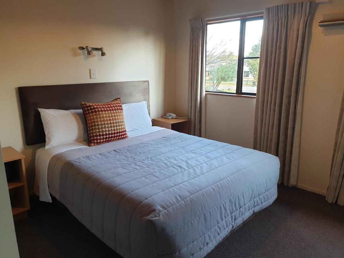 The Hobbit Motorlodge Ohakune Zewnętrze zdjęcie
