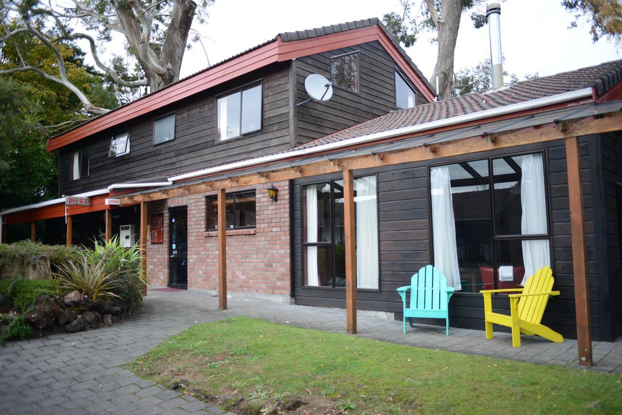 The Hobbit Motorlodge Ohakune Zewnętrze zdjęcie